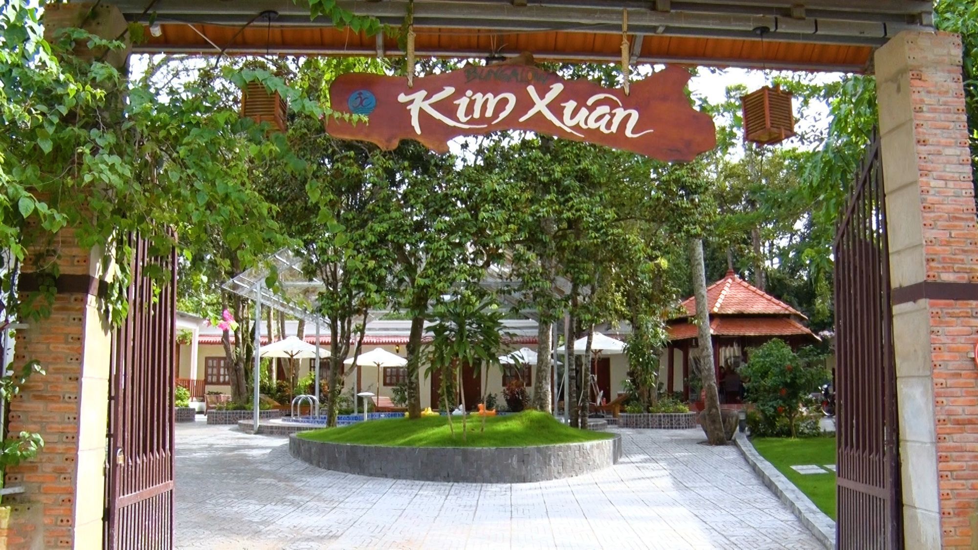 Kim Xuan Bungalow 두옹 동 외부 사진