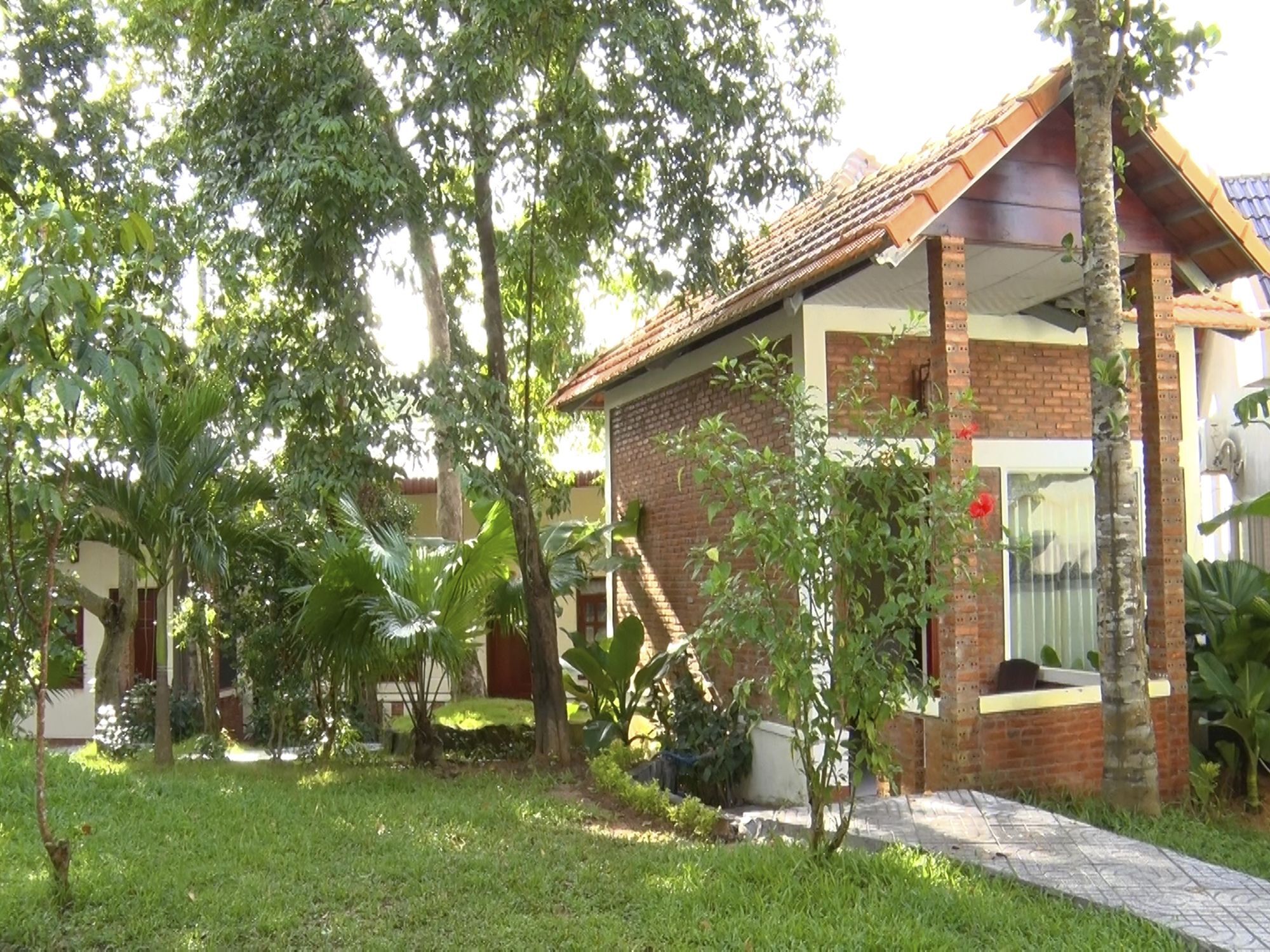 Kim Xuan Bungalow 두옹 동 외부 사진