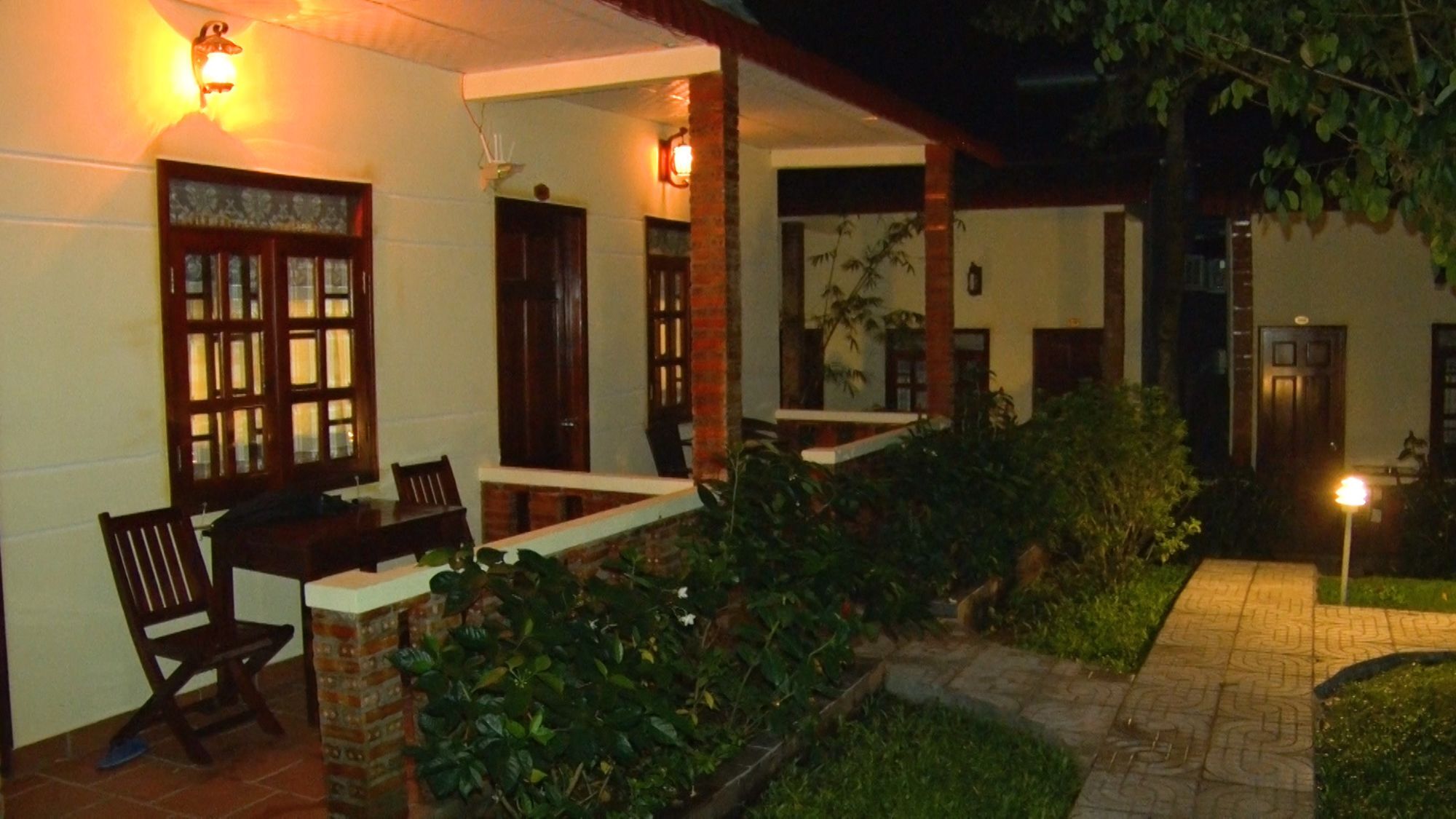 Kim Xuan Bungalow 두옹 동 외부 사진